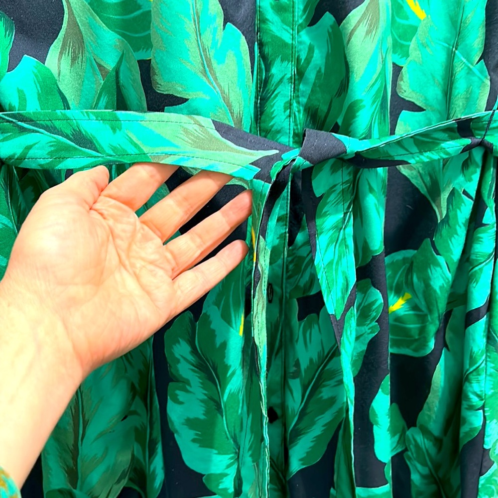Tucker Palm Leaf Button Down Shirtdress Waist Belt ATie Size Large - Picture 5 of 5